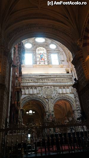 [P28] Capela in Mezquita.  » foto by ania
 - 
<span class="allrVoted glyphicon glyphicon-heart hidden" id="av494164"></span>
<a class="m-l-10 hidden" id="sv494164" onclick="voting_Foto_DelVot(,494164,2304)" role="button">șterge vot <span class="glyphicon glyphicon-remove"></span></a>
<a id="v9494164" class=" c-red"  onclick="voting_Foto_SetVot(494164)" role="button"><span class="glyphicon glyphicon-heart-empty"></span> <b>LIKE</b> = Votează poza</a> <img class="hidden"  id="f494164W9" src="/imagini/loader.gif" border="0" /><span class="AjErrMes hidden" id="e494164ErM"></span>