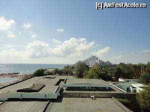 [P11] Hotel Capitol - Jupiter: vedere din balconul uneia dintre camerele situate tot la etajul IV, dar spre Cap Aurora-Mangalia, renovata si modern mobilata » foto by ilincalif*
 - 
<span class="allrVoted glyphicon glyphicon-heart hidden" id="av369419"></span>
<a class="m-l-10 hidden" id="sv369419" onclick="voting_Foto_DelVot(,369419,2316)" role="button">șterge vot <span class="glyphicon glyphicon-remove"></span></a>
<a id="v9369419" class=" c-red"  onclick="voting_Foto_SetVot(369419)" role="button"><span class="glyphicon glyphicon-heart-empty"></span> <b>LIKE</b> = Votează poza</a> <img class="hidden"  id="f369419W9" src="/imagini/loader.gif" border="0" /><span class="AjErrMes hidden" id="e369419ErM"></span>