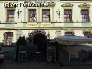 [P38] Hotelul Sighisoara, din dreapta se poate cumpara inghetata foarte buna » foto by papalito
 - 
<span class="allrVoted glyphicon glyphicon-heart hidden" id="av1182442"></span>
<a class="m-l-10 hidden" id="sv1182442" onclick="voting_Foto_DelVot(,1182442,2329)" role="button">șterge vot <span class="glyphicon glyphicon-remove"></span></a>
<a id="v91182442" class=" c-red"  onclick="voting_Foto_SetVot(1182442)" role="button"><span class="glyphicon glyphicon-heart-empty"></span> <b>LIKE</b> = Votează poza</a> <img class="hidden"  id="f1182442W9" src="/imagini/loader.gif" border="0" /><span class="AjErrMes hidden" id="e1182442ErM"></span>