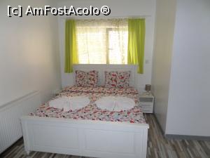 [P08] Dormitorul, cu pat matrimonial. » foto by Safta Radu
 - 
<span class="allrVoted glyphicon glyphicon-heart hidden" id="av1252153"></span>
<a class="m-l-10 hidden" id="sv1252153" onclick="voting_Foto_DelVot(,1252153,2429)" role="button">șterge vot <span class="glyphicon glyphicon-remove"></span></a>
<a id="v91252153" class=" c-red"  onclick="voting_Foto_SetVot(1252153)" role="button"><span class="glyphicon glyphicon-heart-empty"></span> <b>LIKE</b> = Votează poza</a> <img class="hidden"  id="f1252153W9" src="/imagini/loader.gif" border="0" /><span class="AjErrMes hidden" id="e1252153ErM"></span>