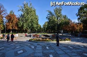 [P78] Parcul Retiro » foto by Muffin2009*
 - 
<span class="allrVoted glyphicon glyphicon-heart hidden" id="av486565"></span>
<a class="m-l-10 hidden" id="sv486565" onclick="voting_Foto_DelVot(,486565,2442)" role="button">șterge vot <span class="glyphicon glyphicon-remove"></span></a>
<a id="v9486565" class=" c-red"  onclick="voting_Foto_SetVot(486565)" role="button"><span class="glyphicon glyphicon-heart-empty"></span> <b>LIKE</b> = Votează poza</a> <img class="hidden"  id="f486565W9" src="/imagini/loader.gif" border="0" /><span class="AjErrMes hidden" id="e486565ErM"></span>