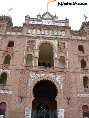 [P01] Plaza de Torres » foto by Alesana29
 - 
<span class="allrVoted glyphicon glyphicon-heart hidden" id="av508583"></span>
<a class="m-l-10 hidden" id="sv508583" onclick="voting_Foto_DelVot(,508583,2442)" role="button">șterge vot <span class="glyphicon glyphicon-remove"></span></a>
<a id="v9508583" class=" c-red"  onclick="voting_Foto_SetVot(508583)" role="button"><span class="glyphicon glyphicon-heart-empty"></span> <b>LIKE</b> = Votează poza</a> <img class="hidden"  id="f508583W9" src="/imagini/loader.gif" border="0" /><span class="AjErrMes hidden" id="e508583ErM"></span>