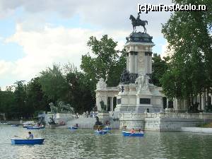 [P07] Parcul Retiro » foto by Alesana29
 - 
<span class="allrVoted glyphicon glyphicon-heart hidden" id="av508589"></span>
<a class="m-l-10 hidden" id="sv508589" onclick="voting_Foto_DelVot(,508589,2442)" role="button">șterge vot <span class="glyphicon glyphicon-remove"></span></a>
<a id="v9508589" class=" c-red"  onclick="voting_Foto_SetVot(508589)" role="button"><span class="glyphicon glyphicon-heart-empty"></span> <b>LIKE</b> = Votează poza</a> <img class="hidden"  id="f508589W9" src="/imagini/loader.gif" border="0" /><span class="AjErrMes hidden" id="e508589ErM"></span>