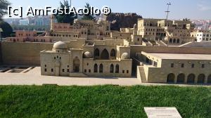 [P23] Miniaturk - case de piatra din Mardin » foto by Aurici
 - 
<span class="allrVoted glyphicon glyphicon-heart hidden" id="av919989"></span>
<a class="m-l-10 hidden" id="sv919989" onclick="voting_Foto_DelVot(,919989,2468)" role="button">șterge vot <span class="glyphicon glyphicon-remove"></span></a>
<a id="v9919989" class=" c-red"  onclick="voting_Foto_SetVot(919989)" role="button"><span class="glyphicon glyphicon-heart-empty"></span> <b>LIKE</b> = Votează poza</a> <img class="hidden"  id="f919989W9" src="/imagini/loader.gif" border="0" /><span class="AjErrMes hidden" id="e919989ErM"></span>