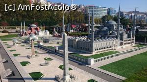 [P30] Miniaturk - Piata Sultanahmet, cu Hipodromul, Moscheea Albastra si Hagi Sofia. Foarte bine reprodusa.  » foto by Aurici
 - 
<span class="allrVoted glyphicon glyphicon-heart hidden" id="av920017"></span>
<a class="m-l-10 hidden" id="sv920017" onclick="voting_Foto_DelVot(,920017,2468)" role="button">șterge vot <span class="glyphicon glyphicon-remove"></span></a>
<a id="v9920017" class=" c-red"  onclick="voting_Foto_SetVot(920017)" role="button"><span class="glyphicon glyphicon-heart-empty"></span> <b>LIKE</b> = Votează poza</a> <img class="hidden"  id="f920017W9" src="/imagini/loader.gif" border="0" /><span class="AjErrMes hidden" id="e920017ErM"></span>