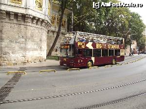 [P44] Hop-on, Hop-off trecând prin zona Sultanahmet » foto by irinad
 - 
<span class="allrVoted glyphicon glyphicon-heart hidden" id="av690671"></span>
<a class="m-l-10 hidden" id="sv690671" onclick="voting_Foto_DelVot(,690671,2468)" role="button">șterge vot <span class="glyphicon glyphicon-remove"></span></a>
<a id="v9690671" class=" c-red"  onclick="voting_Foto_SetVot(690671)" role="button"><span class="glyphicon glyphicon-heart-empty"></span> <b>LIKE</b> = Votează poza</a> <img class="hidden"  id="f690671W9" src="/imagini/loader.gif" border="0" /><span class="AjErrMes hidden" id="e690671ErM"></span>