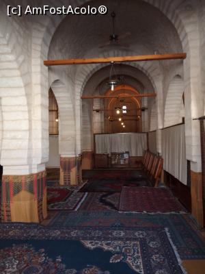 [P06] culoar interior moschee » foto by ile57b
 - 
<span class="allrVoted glyphicon glyphicon-heart hidden" id="av1292025"></span>
<a class="m-l-10 hidden" id="sv1292025" onclick="voting_Foto_DelVot(,1292025,2508)" role="button">șterge vot <span class="glyphicon glyphicon-remove"></span></a>
<a id="v91292025" class=" c-red"  onclick="voting_Foto_SetVot(1292025)" role="button"><span class="glyphicon glyphicon-heart-empty"></span> <b>LIKE</b> = Votează poza</a> <img class="hidden"  id="f1292025W9" src="/imagini/loader.gif" border="0" /><span class="AjErrMes hidden" id="e1292025ErM"></span>