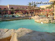[P09] zona piscinei principale » foto by zenobia*
 - 
<span class="allrVoted glyphicon glyphicon-heart hidden" id="av12033"></span>
<a class="m-l-10 hidden" id="sv12033" onclick="voting_Foto_DelVot(,12033,2515)" role="button">șterge vot <span class="glyphicon glyphicon-remove"></span></a>
<a id="v912033" class=" c-red"  onclick="voting_Foto_SetVot(12033)" role="button"><span class="glyphicon glyphicon-heart-empty"></span> <b>LIKE</b> = Votează poza</a> <img class="hidden"  id="f12033W9" src="/imagini/loader.gif" border="0" /><span class="AjErrMes hidden" id="e12033ErM"></span>