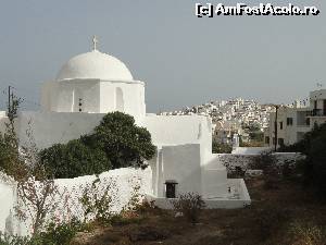 [P36] Agia Kyriaki - detaliu, si orasul alb Naxos » foto by zuftim
 - 
<span class="allrVoted glyphicon glyphicon-heart hidden" id="av579601"></span>
<a class="m-l-10 hidden" id="sv579601" onclick="voting_Foto_DelVot(,579601,2551)" role="button">șterge vot <span class="glyphicon glyphicon-remove"></span></a>
<a id="v9579601" class=" c-red"  onclick="voting_Foto_SetVot(579601)" role="button"><span class="glyphicon glyphicon-heart-empty"></span> <b>LIKE</b> = Votează poza</a> <img class="hidden"  id="f579601W9" src="/imagini/loader.gif" border="0" /><span class="AjErrMes hidden" id="e579601ErM"></span>