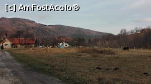 [P02] Imprejurimile pensiunii va invita la o plimbare linistita » foto by SCMK
 - 
<span class="allrVoted glyphicon glyphicon-heart hidden" id="av944415"></span>
<a class="m-l-10 hidden" id="sv944415" onclick="voting_Foto_DelVot(,944415,2553)" role="button">șterge vot <span class="glyphicon glyphicon-remove"></span></a>
<a id="v9944415" class=" c-red"  onclick="voting_Foto_SetVot(944415)" role="button"><span class="glyphicon glyphicon-heart-empty"></span> <b>LIKE</b> = Votează poza</a> <img class="hidden"  id="f944415W9" src="/imagini/loader.gif" border="0" /><span class="AjErrMes hidden" id="e944415ErM"></span>