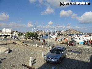 [P03] Orasul-port Naoussa » foto by zuftim
 - 
<span class="allrVoted glyphicon glyphicon-heart hidden" id="av577755"></span>
<a class="m-l-10 hidden" id="sv577755" onclick="voting_Foto_DelVot(,577755,2566)" role="button">șterge vot <span class="glyphicon glyphicon-remove"></span></a>
<a id="v9577755" class=" c-red"  onclick="voting_Foto_SetVot(577755)" role="button"><span class="glyphicon glyphicon-heart-empty"></span> <b>LIKE</b> = Votează poza</a> <img class="hidden"  id="f577755W9" src="/imagini/loader.gif" border="0" /><span class="AjErrMes hidden" id="e577755ErM"></span>