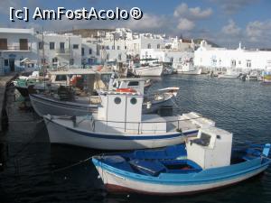 P09 [JUN-2016] Vechiul port din Noussa. Langa acest mic golf, e-o piateta cu taverne, foarte animata seara