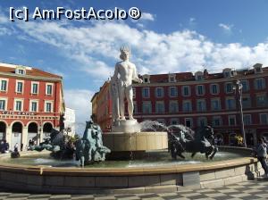 [P04] Fontaine du du Soleil, Place Masséna » foto by irinad
 - 
<span class="allrVoted glyphicon glyphicon-heart hidden" id="av1102009"></span>
<a class="m-l-10 hidden" id="sv1102009" onclick="voting_Foto_DelVot(,1102009,2571)" role="button">șterge vot <span class="glyphicon glyphicon-remove"></span></a>
<a id="v91102009" class=" c-red"  onclick="voting_Foto_SetVot(1102009)" role="button"><span class="glyphicon glyphicon-heart-empty"></span> <b>LIKE</b> = Votează poza</a> <img class="hidden"  id="f1102009W9" src="/imagini/loader.gif" border="0" /><span class="AjErrMes hidden" id="e1102009ErM"></span>