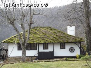 [P03] Casă în Bojentsi » foto by irinad
 - 
<span class="allrVoted glyphicon glyphicon-heart hidden" id="av937151"></span>
<a class="m-l-10 hidden" id="sv937151" onclick="voting_Foto_DelVot(,937151,2587)" role="button">șterge vot <span class="glyphicon glyphicon-remove"></span></a>
<a id="v9937151" class=" c-red"  onclick="voting_Foto_SetVot(937151)" role="button"><span class="glyphicon glyphicon-heart-empty"></span> <b>LIKE</b> = Votează poza</a> <img class="hidden"  id="f937151W9" src="/imagini/loader.gif" border="0" /><span class="AjErrMes hidden" id="e937151ErM"></span>