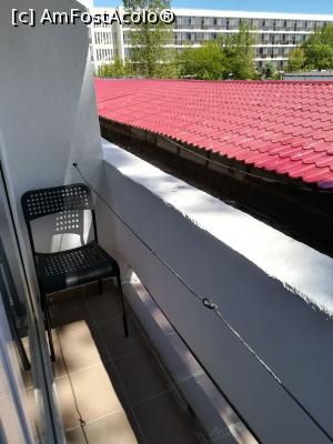[P08] Balconul foarte ingust si vederea din balcon » foto by olteanul2010
 - 
<span class="allrVoted glyphicon glyphicon-heart hidden" id="av1184935"></span>
<a class="m-l-10 hidden" id="sv1184935" onclick="voting_Foto_DelVot(,1184935,2654)" role="button">șterge vot <span class="glyphicon glyphicon-remove"></span></a>
<a id="v91184935" class=" c-red"  onclick="voting_Foto_SetVot(1184935)" role="button"><span class="glyphicon glyphicon-heart-empty"></span> <b>LIKE</b> = Votează poza</a> <img class="hidden"  id="f1184935W9" src="/imagini/loader.gif" border="0" /><span class="AjErrMes hidden" id="e1184935ErM"></span>