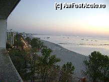 [P20] Vedere matinala (inainte de rasarit) de la balconul ultimului etaj al Hotelului Doina. » foto by Neptunus
 - 
<span class="allrVoted glyphicon glyphicon-heart hidden" id="av313409"></span>
<a class="m-l-10 hidden" id="sv313409" onclick="voting_Foto_DelVot(,313409,2691)" role="button">șterge vot <span class="glyphicon glyphicon-remove"></span></a>
<a id="v9313409" class=" c-red"  onclick="voting_Foto_SetVot(313409)" role="button"><span class="glyphicon glyphicon-heart-empty"></span> <b>LIKE</b> = Votează poza</a> <img class="hidden"  id="f313409W9" src="/imagini/loader.gif" border="0" /><span class="AjErrMes hidden" id="e313409ErM"></span>