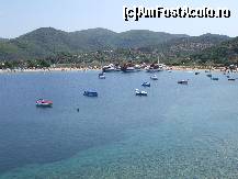 [P03] se vad corabiile cu care faci croaziera,aici escala pentru plaja si vizita unor vestigii » foto by catahappy
 - 
<span class="allrVoted glyphicon glyphicon-heart hidden" id="av17705"></span>
<a class="m-l-10 hidden" id="sv17705" onclick="voting_Foto_DelVot(,17705,2747)" role="button">șterge vot <span class="glyphicon glyphicon-remove"></span></a>
<a id="v917705" class=" c-red"  onclick="voting_Foto_SetVot(17705)" role="button"><span class="glyphicon glyphicon-heart-empty"></span> <b>LIKE</b> = Votează poza</a> <img class="hidden"  id="f17705W9" src="/imagini/loader.gif" border="0" /><span class="AjErrMes hidden" id="e17705ErM"></span>