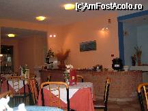 [P03] restaurantul de la Palladium - coltul cu mancaruri calde, ciaunul negru e cu supa... » foto by Andc
 - 
<span class="allrVoted glyphicon glyphicon-heart hidden" id="av33907"></span>
<a class="m-l-10 hidden" id="sv33907" onclick="voting_Foto_DelVot(,33907,2767)" role="button">șterge vot <span class="glyphicon glyphicon-remove"></span></a>
<a id="v933907" class=" c-red"  onclick="voting_Foto_SetVot(33907)" role="button"><span class="glyphicon glyphicon-heart-empty"></span> <b>LIKE</b> = Votează poza</a> <img class="hidden"  id="f33907W9" src="/imagini/loader.gif" border="0" /><span class="AjErrMes hidden" id="e33907ErM"></span>