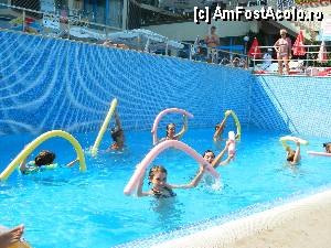 [P03] Gimnastica de după-amiază » foto by cipi45*
 - 
<span class="allrVoted glyphicon glyphicon-heart hidden" id="av351578"></span>
<a class="m-l-10 hidden" id="sv351578" onclick="voting_Foto_DelVot(,351578,2770)" role="button">șterge vot <span class="glyphicon glyphicon-remove"></span></a>
<a id="v9351578" class=" c-red"  onclick="voting_Foto_SetVot(351578)" role="button"><span class="glyphicon glyphicon-heart-empty"></span> <b>LIKE</b> = Votează poza</a> <img class="hidden"  id="f351578W9" src="/imagini/loader.gif" border="0" /><span class="AjErrMes hidden" id="e351578ErM"></span>