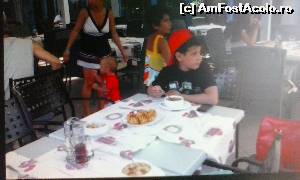 [P23] Pe terasa restaurantului!  » foto by mihaela p
 - 
<span class="allrVoted glyphicon glyphicon-heart hidden" id="av671010"></span>
<a class="m-l-10 hidden" id="sv671010" onclick="voting_Foto_DelVot(,671010,2770)" role="button">șterge vot <span class="glyphicon glyphicon-remove"></span></a>
<a id="v9671010" class=" c-red"  onclick="voting_Foto_SetVot(671010)" role="button"><span class="glyphicon glyphicon-heart-empty"></span> <b>LIKE</b> = Votează poza</a> <img class="hidden"  id="f671010W9" src="/imagini/loader.gif" border="0" /><span class="AjErrMes hidden" id="e671010ErM"></span>