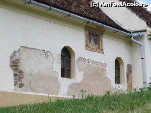 [P14] Biserica Cuvioasa Paraschiva, fragmente de pictură exterioară - Gura Râului.  » foto by tata123 🔱
 - 
<span class="allrVoted glyphicon glyphicon-heart hidden" id="av630544"></span>
<a class="m-l-10 hidden" id="sv630544" onclick="voting_Foto_DelVot(,630544,2783)" role="button">șterge vot <span class="glyphicon glyphicon-remove"></span></a>
<a id="v9630544" class=" c-red"  onclick="voting_Foto_SetVot(630544)" role="button"><span class="glyphicon glyphicon-heart-empty"></span> <b>LIKE</b> = Votează poza</a> <img class="hidden"  id="f630544W9" src="/imagini/loader.gif" border="0" /><span class="AjErrMes hidden" id="e630544ErM"></span>