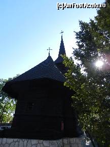 [P19] Biserica veche, maramuresana, din incinta manastirii » foto by Romeo2011
 - 
<span class="allrVoted glyphicon glyphicon-heart hidden" id="av318974"></span>
<a class="m-l-10 hidden" id="sv318974" onclick="voting_Foto_DelVot(,318974,2785)" role="button">șterge vot <span class="glyphicon glyphicon-remove"></span></a>
<a id="v9318974" class=" c-red"  onclick="voting_Foto_SetVot(318974)" role="button"><span class="glyphicon glyphicon-heart-empty"></span> <b>LIKE</b> = Votează poza</a> <img class="hidden"  id="f318974W9" src="/imagini/loader.gif" border="0" /><span class="AjErrMes hidden" id="e318974ErM"></span>