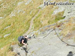 [P18] Traseu Balea lac - Vf. Moldoveanu / urcand prin trecatoarea ,,la trei pasi de moarte' » foto by florentin_dobre
 - 
<span class="allrVoted glyphicon glyphicon-heart hidden" id="av356661"></span>
<a class="m-l-10 hidden" id="sv356661" onclick="voting_Foto_DelVot(,356661,2855)" role="button">șterge vot <span class="glyphicon glyphicon-remove"></span></a>
<a id="v9356661" class=" c-red"  onclick="voting_Foto_SetVot(356661)" role="button"><span class="glyphicon glyphicon-heart-empty"></span> <b>LIKE</b> = Votează poza</a> <img class="hidden"  id="f356661W9" src="/imagini/loader.gif" border="0" /><span class="AjErrMes hidden" id="e356661ErM"></span>