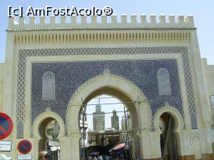 [P02] Fes - Poarta Bab Boujeloud, intrarea în oraș, fațada albastră. În fundal Mescheea Kairouyine. » foto by iulianic
 - 
<span class="allrVoted glyphicon glyphicon-heart hidden" id="av1207299"></span>
<a class="m-l-10 hidden" id="sv1207299" onclick="voting_Foto_DelVot(,1207299,2870)" role="button">șterge vot <span class="glyphicon glyphicon-remove"></span></a>
<a id="v91207299" class=" c-red"  onclick="voting_Foto_SetVot(1207299)" role="button"><span class="glyphicon glyphicon-heart-empty"></span> <b>LIKE</b> = Votează poza</a> <img class="hidden"  id="f1207299W9" src="/imagini/loader.gif" border="0" /><span class="AjErrMes hidden" id="e1207299ErM"></span>