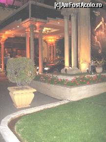 [P06] Intrare Hotel Hyatt- Marrakect » foto by Michi
 - 
<span class="allrVoted glyphicon glyphicon-heart hidden" id="av68357"></span>
<a class="m-l-10 hidden" id="sv68357" onclick="voting_Foto_DelVot(,68357,2870)" role="button">șterge vot <span class="glyphicon glyphicon-remove"></span></a>
<a id="v968357" class=" c-red"  onclick="voting_Foto_SetVot(68357)" role="button"><span class="glyphicon glyphicon-heart-empty"></span> <b>LIKE</b> = Votează poza</a> <img class="hidden"  id="f68357W9" src="/imagini/loader.gif" border="0" /><span class="AjErrMes hidden" id="e68357ErM"></span>