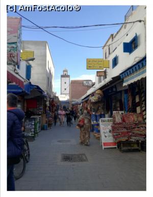 [P10] Souq Essaouira » foto by Mary Năstase
 - 
<span class="allrVoted glyphicon glyphicon-heart hidden" id="av1255003"></span>
<a class="m-l-10 hidden" id="sv1255003" onclick="voting_Foto_DelVot(,1255003,2870)" role="button">șterge vot <span class="glyphicon glyphicon-remove"></span></a>
<a id="v91255003" class=" c-red"  onclick="voting_Foto_SetVot(1255003)" role="button"><span class="glyphicon glyphicon-heart-empty"></span> <b>LIKE</b> = Votează poza</a> <img class="hidden"  id="f1255003W9" src="/imagini/loader.gif" border="0" /><span class="AjErrMes hidden" id="e1255003ErM"></span>