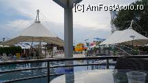 [P02] Piscina hotelului vazuta de pe terasa » foto by rmedrea
 - 
<span class="allrVoted glyphicon glyphicon-heart hidden" id="av103331"></span>
<a class="m-l-10 hidden" id="sv103331" onclick="voting_Foto_DelVot(,103331,2938)" role="button">șterge vot <span class="glyphicon glyphicon-remove"></span></a>
<a id="v9103331" class=" c-red"  onclick="voting_Foto_SetVot(103331)" role="button"><span class="glyphicon glyphicon-heart-empty"></span> <b>LIKE</b> = Votează poza</a> <img class="hidden"  id="f103331W9" src="/imagini/loader.gif" border="0" /><span class="AjErrMes hidden" id="e103331ErM"></span>
