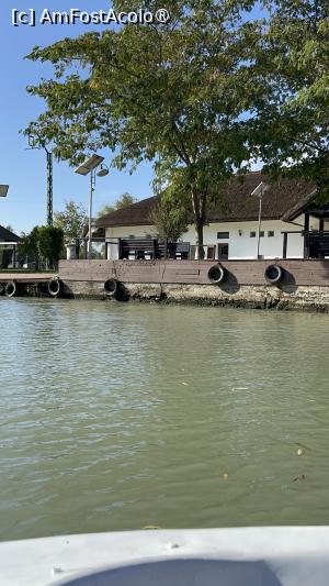 [P40] Holbina Trei Bibani. Accesul se face cu masina pana in Dunavatul de Jos, apoi pe apa. » foto by raluca banu
 - 
<span class="allrVoted glyphicon glyphicon-heart hidden" id="av1517502"></span>
<a class="m-l-10 hidden" id="sv1517502" onclick="voting_Foto_DelVot(,1517502,2956)" role="button">șterge vot <span class="glyphicon glyphicon-remove"></span></a>
<a id="v91517502" class=" c-red"  onclick="voting_Foto_SetVot(1517502)" role="button"><span class="glyphicon glyphicon-heart-empty"></span> <b>LIKE</b> = Votează poza</a> <img class="hidden"  id="f1517502W9" src="/imagini/loader.gif" border="0" /><span class="AjErrMes hidden" id="e1517502ErM"></span>