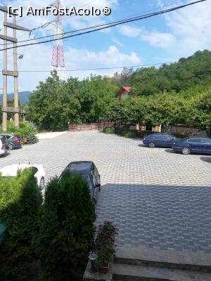 [P03] Parcare Pensiune Moldova » foto by relu mihai
 - 
<span class="allrVoted glyphicon glyphicon-heart hidden" id="av887676"></span>
<a class="m-l-10 hidden" id="sv887676" onclick="voting_Foto_DelVot(,887676,3054)" role="button">șterge vot <span class="glyphicon glyphicon-remove"></span></a>
<a id="v9887676" class=" c-red"  onclick="voting_Foto_SetVot(887676)" role="button"><span class="glyphicon glyphicon-heart-empty"></span> <b>LIKE</b> = Votează poza</a> <img class="hidden"  id="f887676W9" src="/imagini/loader.gif" border="0" /><span class="AjErrMes hidden" id="e887676ErM"></span>