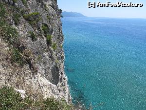 [P06] Mirtiotissa- coasta dinspre Glyfada este extrem de abrupta » foto by luciaoradea
 - 
<span class="allrVoted glyphicon glyphicon-heart hidden" id="av536410"></span>
<a class="m-l-10 hidden" id="sv536410" onclick="voting_Foto_DelVot(,536410,3056)" role="button">șterge vot <span class="glyphicon glyphicon-remove"></span></a>
<a id="v9536410" class=" c-red"  onclick="voting_Foto_SetVot(536410)" role="button"><span class="glyphicon glyphicon-heart-empty"></span> <b>LIKE</b> = Votează poza</a> <img class="hidden"  id="f536410W9" src="/imagini/loader.gif" border="0" /><span class="AjErrMes hidden" id="e536410ErM"></span>