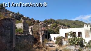 [P72] La intrare în Kayakoy: în vârful dealului se înalță ,,Biserica Superioară/Yukan Kilesi”. » foto by ovidiuyepi
 - 
<span class="allrVoted glyphicon glyphicon-heart hidden" id="av1506678"></span>
<a class="m-l-10 hidden" id="sv1506678" onclick="voting_Foto_DelVot(,1506678,3123)" role="button">șterge vot <span class="glyphicon glyphicon-remove"></span></a>
<a id="v91506678" class=" c-red"  onclick="voting_Foto_SetVot(1506678)" role="button"><span class="glyphicon glyphicon-heart-empty"></span> <b>LIKE</b> = Votează poza</a> <img class="hidden"  id="f1506678W9" src="/imagini/loader.gif" border="0" /><span class="AjErrMes hidden" id="e1506678ErM"></span>