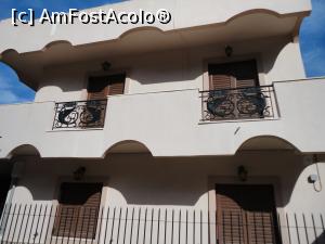 [P60] Casele au balcoane cu grilaj, cu model splendid.  » foto by maryka
 - 
<span class="allrVoted glyphicon glyphicon-heart hidden" id="av1020578"></span>
<a class="m-l-10 hidden" id="sv1020578" onclick="voting_Foto_DelVot(,1020578,3145)" role="button">șterge vot <span class="glyphicon glyphicon-remove"></span></a>
<a id="v91020578" class=" c-red"  onclick="voting_Foto_SetVot(1020578)" role="button"><span class="glyphicon glyphicon-heart-empty"></span> <b>LIKE</b> = Votează poza</a> <img class="hidden"  id="f1020578W9" src="/imagini/loader.gif" border="0" /><span class="AjErrMes hidden" id="e1020578ErM"></span>