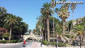 [P01] Intrarea in Kos Town » foto by popescuionut
 - 
<span class="allrVoted glyphicon glyphicon-heart hidden" id="av526022"></span>
<a class="m-l-10 hidden" id="sv526022" onclick="voting_Foto_DelVot(,526022,3145)" role="button">șterge vot <span class="glyphicon glyphicon-remove"></span></a>
<a id="v9526022" class=" c-red"  onclick="voting_Foto_SetVot(526022)" role="button"><span class="glyphicon glyphicon-heart-empty"></span> <b>LIKE</b> = Votează poza</a> <img class="hidden"  id="f526022W9" src="/imagini/loader.gif" border="0" /><span class="AjErrMes hidden" id="e526022ErM"></span>