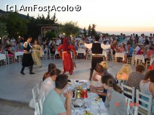 [P04] Atmosferă la Taverna Fantasia » foto by ANILU
 - 
<span class="allrVoted glyphicon glyphicon-heart hidden" id="av950149"></span>
<a class="m-l-10 hidden" id="sv950149" onclick="voting_Foto_DelVot(,950149,3145)" role="button">șterge vot <span class="glyphicon glyphicon-remove"></span></a>
<a id="v9950149" class=" c-red"  onclick="voting_Foto_SetVot(950149)" role="button"><span class="glyphicon glyphicon-heart-empty"></span> <b>LIKE</b> = Votează poza</a> <img class="hidden"  id="f950149W9" src="/imagini/loader.gif" border="0" /><span class="AjErrMes hidden" id="e950149ErM"></span>
