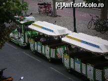 [P02] Cand ati obosit sa va plimbati pe jos,luati trenuletul.E distractiv si relaxant. Si..ignorati soferii impacientati din urma dvs.Trenuletul merge prea incet ca sa fie pe placul lor :)) » foto by sonike
 - 
<span class="allrVoted glyphicon glyphicon-heart hidden" id="av86803"></span>
<a class="m-l-10 hidden" id="sv86803" onclick="voting_Foto_DelVot(,86803,3145)" role="button">șterge vot <span class="glyphicon glyphicon-remove"></span></a>
<a id="v986803" class=" c-red"  onclick="voting_Foto_SetVot(86803)" role="button"><span class="glyphicon glyphicon-heart-empty"></span> <b>LIKE</b> = Votează poza</a> <img class="hidden"  id="f86803W9" src="/imagini/loader.gif" border="0" /><span class="AjErrMes hidden" id="e86803ErM"></span>