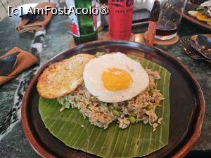 [P03] restaurant pe Campuhan » foto by Chloe
 - 
<span class="allrVoted glyphicon glyphicon-heart hidden" id="av1477071"></span>
<a class="m-l-10 hidden" id="sv1477071" onclick="voting_Foto_DelVot(,1477071,3149)" role="button">șterge vot <span class="glyphicon glyphicon-remove"></span></a>
<a id="v91477071" class=" c-red"  onclick="voting_Foto_SetVot(1477071)" role="button"><span class="glyphicon glyphicon-heart-empty"></span> <b>LIKE</b> = Votează poza</a> <img class="hidden"  id="f1477071W9" src="/imagini/loader.gif" border="0" /><span class="AjErrMes hidden" id="e1477071ErM"></span>