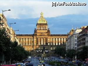 [P06] Piata Wenceslas la apus cu statuia lui Jan Hus. (na, că am făcut şi rime...)  » foto by ariciu*
 - 
<span class="allrVoted glyphicon glyphicon-heart hidden" id="av427379"></span>
<a class="m-l-10 hidden" id="sv427379" onclick="voting_Foto_DelVot(,427379,3167)" role="button">șterge vot <span class="glyphicon glyphicon-remove"></span></a>
<a id="v9427379" class=" c-red"  onclick="voting_Foto_SetVot(427379)" role="button"><span class="glyphicon glyphicon-heart-empty"></span> <b>LIKE</b> = Votează poza</a> <img class="hidden"  id="f427379W9" src="/imagini/loader.gif" border="0" /><span class="AjErrMes hidden" id="e427379ErM"></span>
