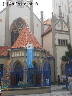[P29] sinagoga Maiselova » foto by zlatna
 - 
<span class="allrVoted glyphicon glyphicon-heart hidden" id="av800368"></span>
<a class="m-l-10 hidden" id="sv800368" onclick="voting_Foto_DelVot(,800368,3167)" role="button">șterge vot <span class="glyphicon glyphicon-remove"></span></a>
<a id="v9800368" class=" c-red"  onclick="voting_Foto_SetVot(800368)" role="button"><span class="glyphicon glyphicon-heart-empty"></span> <b>LIKE</b> = Votează poza</a> <img class="hidden"  id="f800368W9" src="/imagini/loader.gif" border="0" /><span class="AjErrMes hidden" id="e800368ErM"></span>
