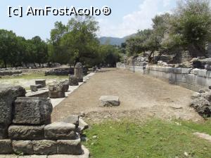 [P31] Agora de la Kaunos » foto by irinad
 - 
<span class="allrVoted glyphicon glyphicon-heart hidden" id="av1008171"></span>
<a class="m-l-10 hidden" id="sv1008171" onclick="voting_Foto_DelVot(,1008171,3186)" role="button">șterge vot <span class="glyphicon glyphicon-remove"></span></a>
<a id="v91008171" class=" c-red"  onclick="voting_Foto_SetVot(1008171)" role="button"><span class="glyphicon glyphicon-heart-empty"></span> <b>LIKE</b> = Votează poza</a> <img class="hidden"  id="f1008171W9" src="/imagini/loader.gif" border="0" /><span class="AjErrMes hidden" id="e1008171ErM"></span>