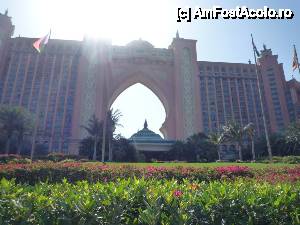 [P25] hotel Atlantis, imagine din spatele lui » foto by cryss27
 - 
<span class="allrVoted glyphicon glyphicon-heart hidden" id="av408806"></span>
<a class="m-l-10 hidden" id="sv408806" onclick="voting_Foto_DelVot(,408806,3199)" role="button">șterge vot <span class="glyphicon glyphicon-remove"></span></a>
<a id="v9408806" class=" c-red"  onclick="voting_Foto_SetVot(408806)" role="button"><span class="glyphicon glyphicon-heart-empty"></span> <b>LIKE</b> = Votează poza</a> <img class="hidden"  id="f408806W9" src="/imagini/loader.gif" border="0" /><span class="AjErrMes hidden" id="e408806ErM"></span>
