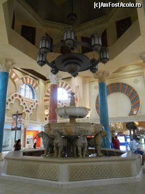 [P20] IBN Batutta Mall » foto by cryss27
 - 
<span class="allrVoted glyphicon glyphicon-heart hidden" id="av408872"></span>
<a class="m-l-10 hidden" id="sv408872" onclick="voting_Foto_DelVot(,408872,3199)" role="button">șterge vot <span class="glyphicon glyphicon-remove"></span></a>
<a id="v9408872" class=" c-red"  onclick="voting_Foto_SetVot(408872)" role="button"><span class="glyphicon glyphicon-heart-empty"></span> <b>LIKE</b> = Votează poza</a> <img class="hidden"  id="f408872W9" src="/imagini/loader.gif" border="0" /><span class="AjErrMes hidden" id="e408872ErM"></span>