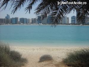 [P41] Pe plaja Abu Dhabi » foto by cryss27
 - 
<span class="allrVoted glyphicon glyphicon-heart hidden" id="av408893"></span>
<a class="m-l-10 hidden" id="sv408893" onclick="voting_Foto_DelVot(,408893,3199)" role="button">șterge vot <span class="glyphicon glyphicon-remove"></span></a>
<a id="v9408893" class=" c-red"  onclick="voting_Foto_SetVot(408893)" role="button"><span class="glyphicon glyphicon-heart-empty"></span> <b>LIKE</b> = Votează poza</a> <img class="hidden"  id="f408893W9" src="/imagini/loader.gif" border="0" /><span class="AjErrMes hidden" id="e408893ErM"></span>