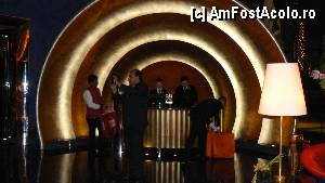 [P14] La fiecare etaj era cate o receptie » foto by marmin
 - 
<span class="allrVoted glyphicon glyphicon-heart hidden" id="av426508"></span>
<a class="m-l-10 hidden" id="sv426508" onclick="voting_Foto_DelVot(,426508,3199)" role="button">șterge vot <span class="glyphicon glyphicon-remove"></span></a>
<a id="v9426508" class=" c-red"  onclick="voting_Foto_SetVot(426508)" role="button"><span class="glyphicon glyphicon-heart-empty"></span> <b>LIKE</b> = Votează poza</a> <img class="hidden"  id="f426508W9" src="/imagini/loader.gif" border="0" /><span class="AjErrMes hidden" id="e426508ErM"></span>