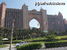 [P09] Hotel Atlantis-Palm Jumeirah » foto by irinel.d
 - 
<span class="allrVoted glyphicon glyphicon-heart hidden" id="av483103"></span>
<a class="m-l-10 hidden" id="sv483103" onclick="voting_Foto_DelVot(,483103,3199)" role="button">șterge vot <span class="glyphicon glyphicon-remove"></span></a>
<a id="v9483103" class=" c-red"  onclick="voting_Foto_SetVot(483103)" role="button"><span class="glyphicon glyphicon-heart-empty"></span> <b>LIKE</b> = Votează poza</a> <img class="hidden"  id="f483103W9" src="/imagini/loader.gif" border="0" /><span class="AjErrMes hidden" id="e483103ErM"></span>