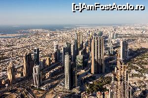 [P09] Vedere spre oraș din Burj Khalifa » foto by CosminZichil
 - 
<span class="allrVoted glyphicon glyphicon-heart hidden" id="av700238"></span>
<a class="m-l-10 hidden" id="sv700238" onclick="voting_Foto_DelVot(,700238,3199)" role="button">șterge vot <span class="glyphicon glyphicon-remove"></span></a>
<a id="v9700238" class=" c-red"  onclick="voting_Foto_SetVot(700238)" role="button"><span class="glyphicon glyphicon-heart-empty"></span> <b>LIKE</b> = Votează poza</a> <img class="hidden"  id="f700238W9" src="/imagini/loader.gif" border="0" /><span class="AjErrMes hidden" id="e700238ErM"></span>