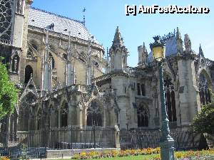 [P02] Notre Dame, partea dinspre Sena - a pozat Ioana » foto by Dan-Ioan
 - 
<span class="allrVoted glyphicon glyphicon-heart hidden" id="av510742"></span>
<a class="m-l-10 hidden" id="sv510742" onclick="voting_Foto_DelVot(,510742,3203)" role="button">șterge vot <span class="glyphicon glyphicon-remove"></span></a>
<a id="v9510742" class=" c-red"  onclick="voting_Foto_SetVot(510742)" role="button"><span class="glyphicon glyphicon-heart-empty"></span> <b>LIKE</b> = Votează poza</a> <img class="hidden"  id="f510742W9" src="/imagini/loader.gif" border="0" /><span class="AjErrMes hidden" id="e510742ErM"></span>
